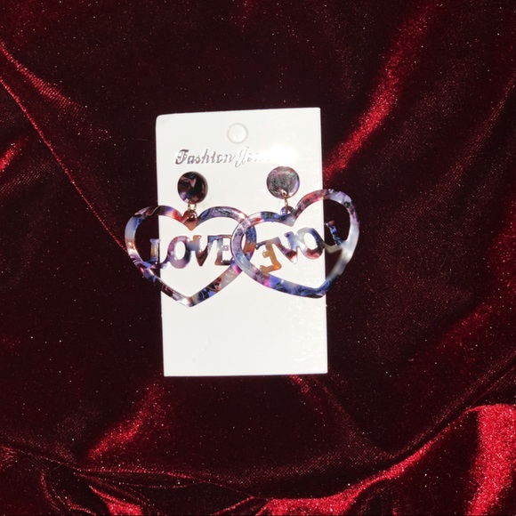 Aᴄʀʏʟɪᴄ ʟᴏᴠᴇ ʜᴇʀᴛ ᴇᴀʀʀɪɴɢs ♡ - Picture 7 of 8